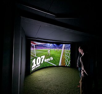 High-Tech-Simulation eines Stadions für die deutsche Fußballliga